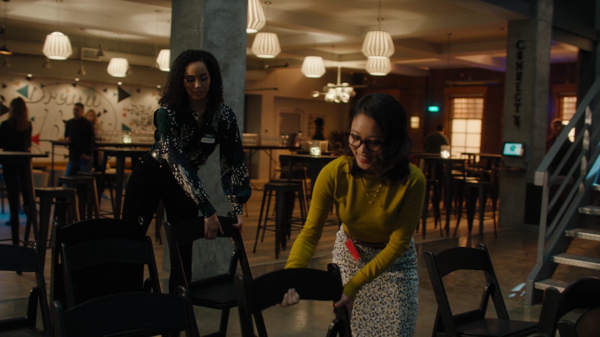Charmed-Online-dot-nl_Charmed2x09GeussWhosComingToSafeSpaceSeattlle0455.jpg