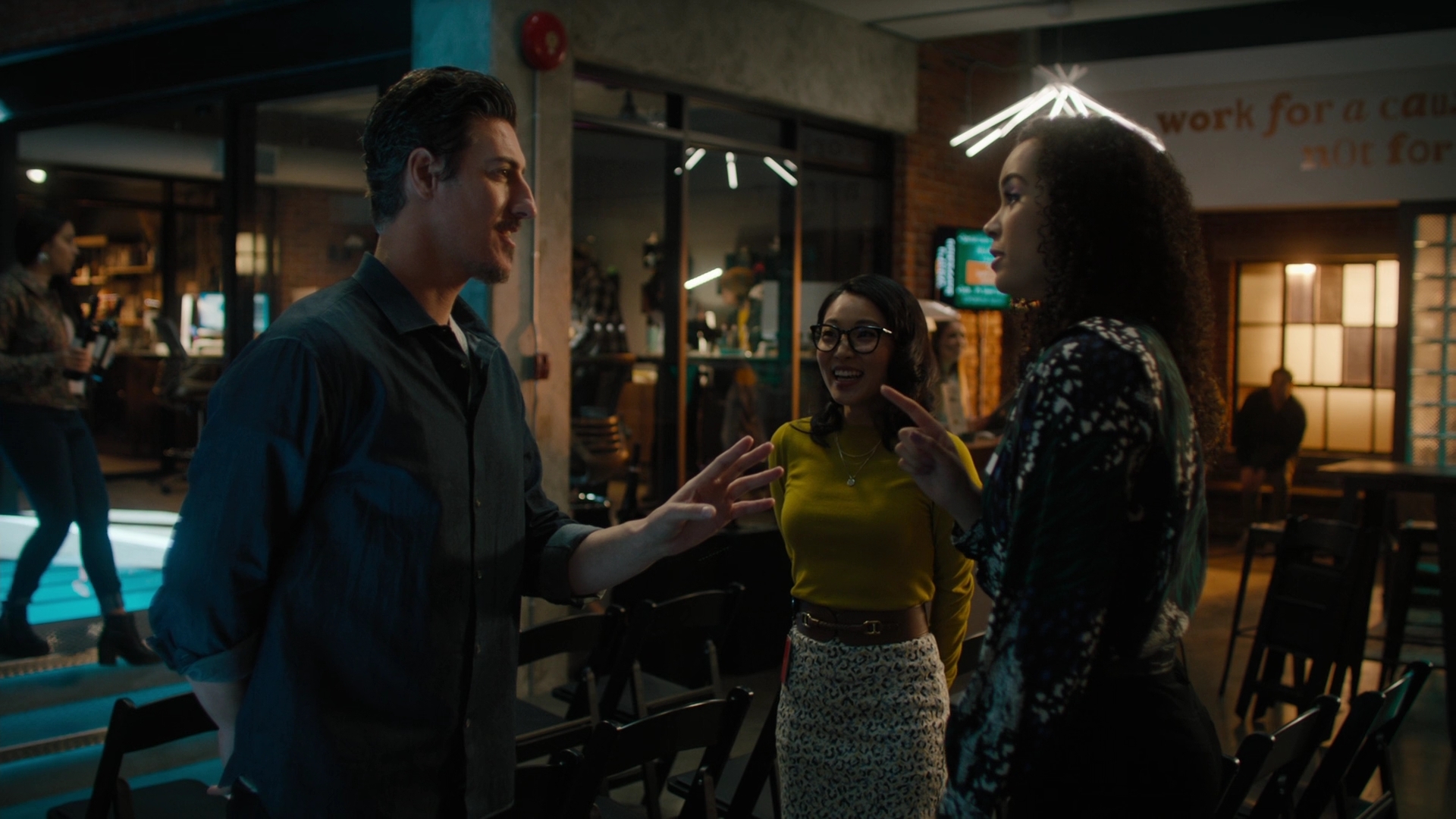 Charmed-Online-dot-nl_Charmed2x09GeussWhosComingToSafeSpaceSeattlle0486.jpg