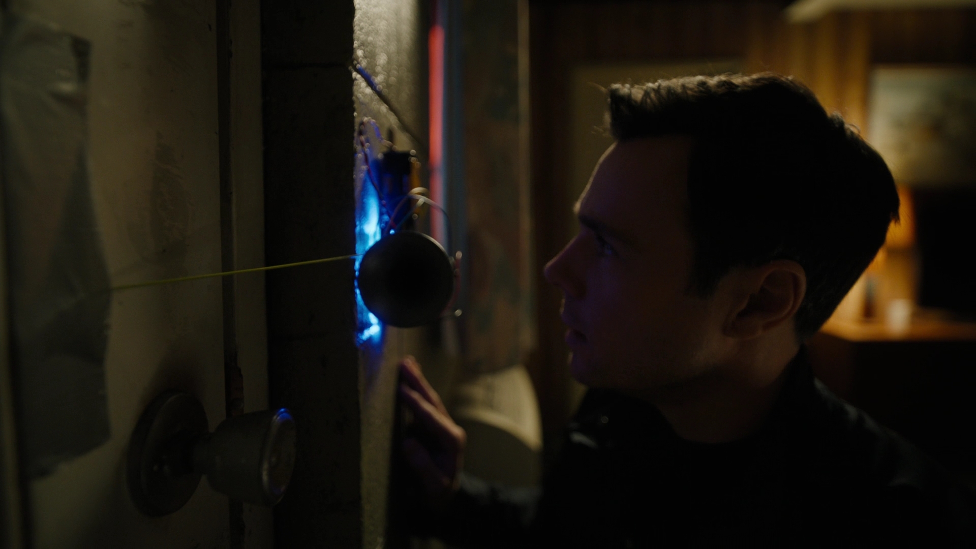 Charmed-Online-dot-nl_Charmed2x09GeussWhosComingToSafeSpaceSeattlle0576.jpg