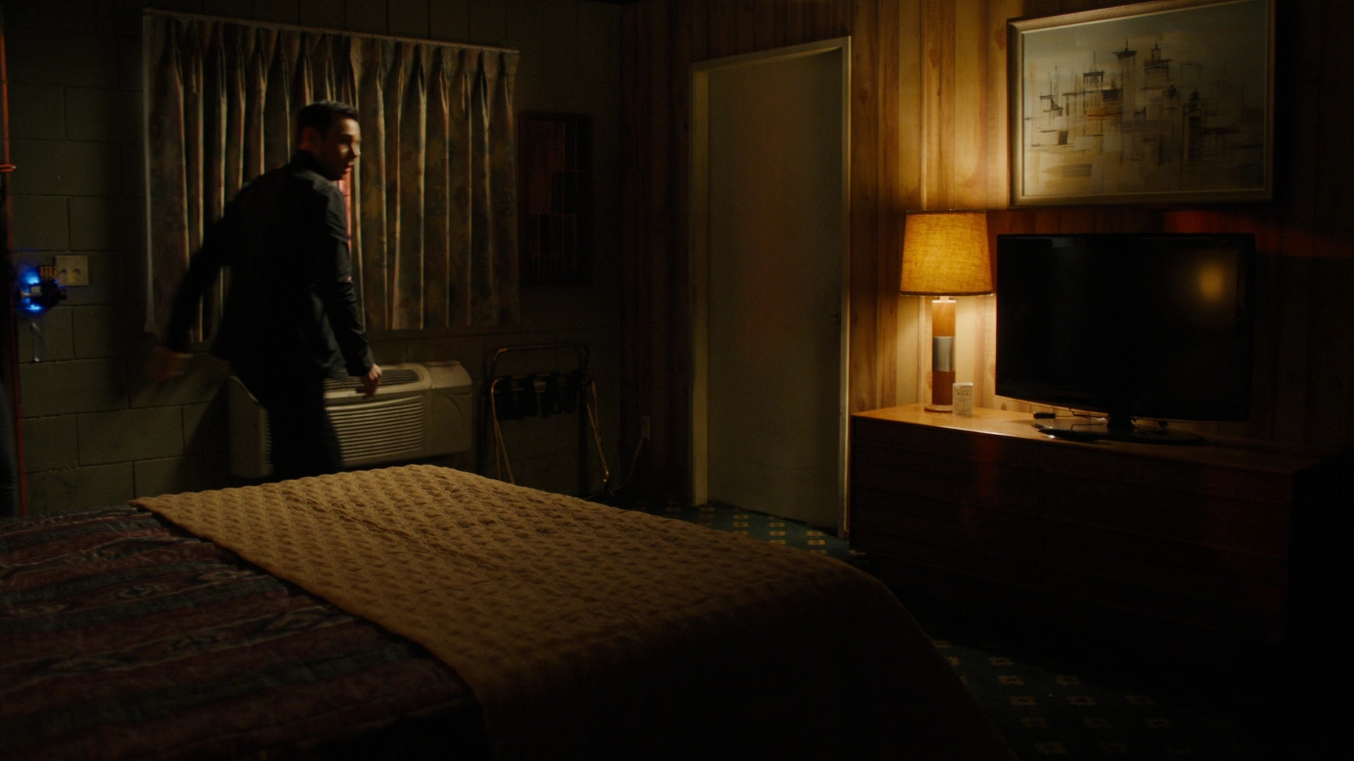 Charmed-Online-dot-nl_Charmed2x09GeussWhosComingToSafeSpaceSeattlle0591.jpg