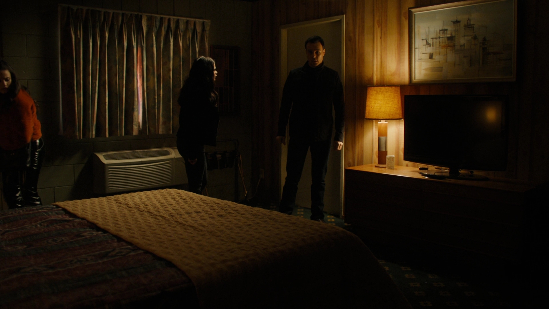 Charmed-Online-dot-nl_Charmed2x09GeussWhosComingToSafeSpaceSeattlle0594.jpg