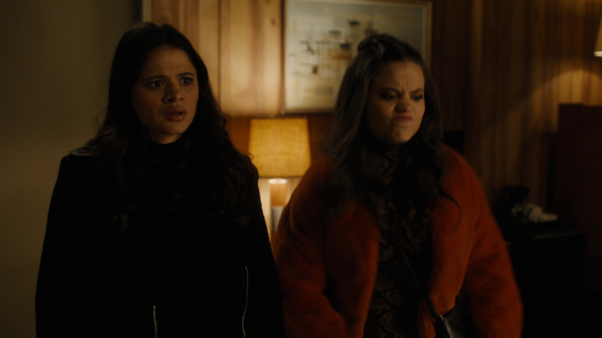 Charmed-Online-dot-nl_Charmed2x09GeussWhosComingToSafeSpaceSeattlle0675.jpg Charmed-Online-dot-nl_Charmed2x09GeussWhosComingToSafeSpaceSeattlle0675.jpg