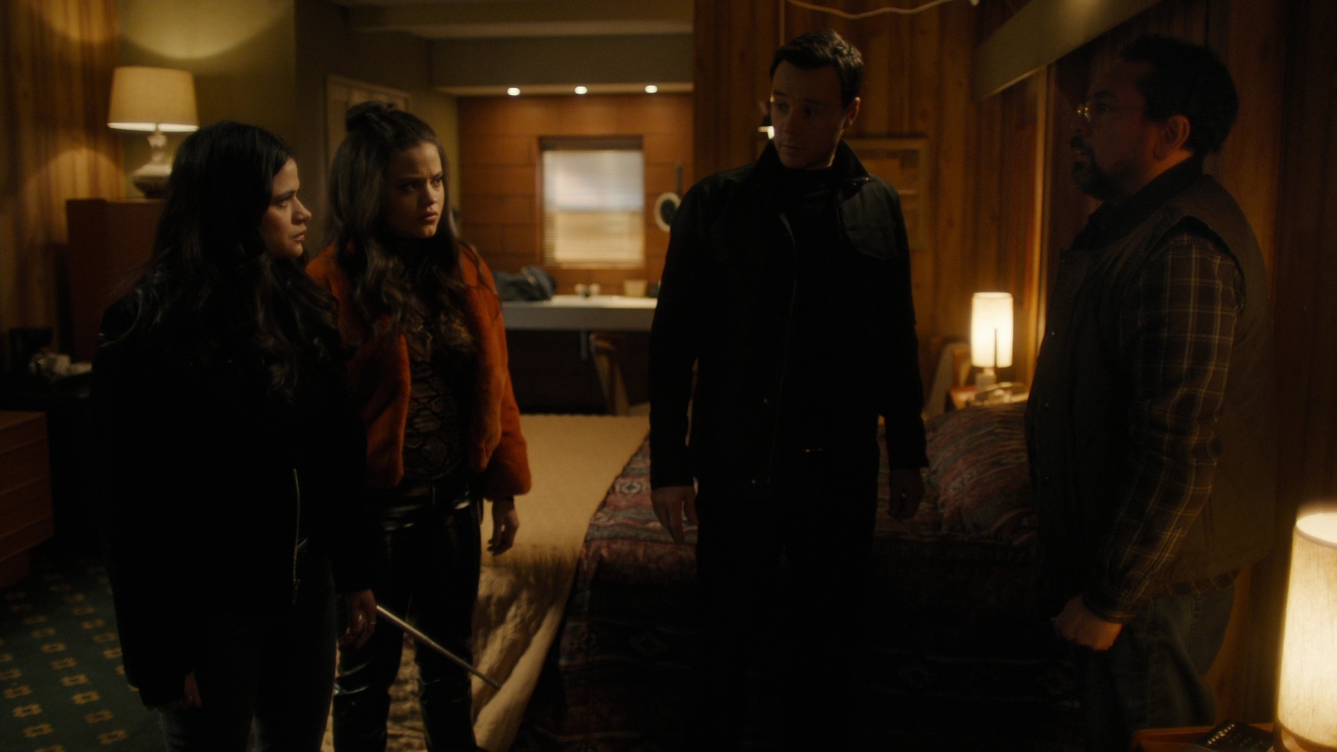 Charmed-Online-dot-nl_Charmed2x09GeussWhosComingToSafeSpaceSeattlle0696.jpg