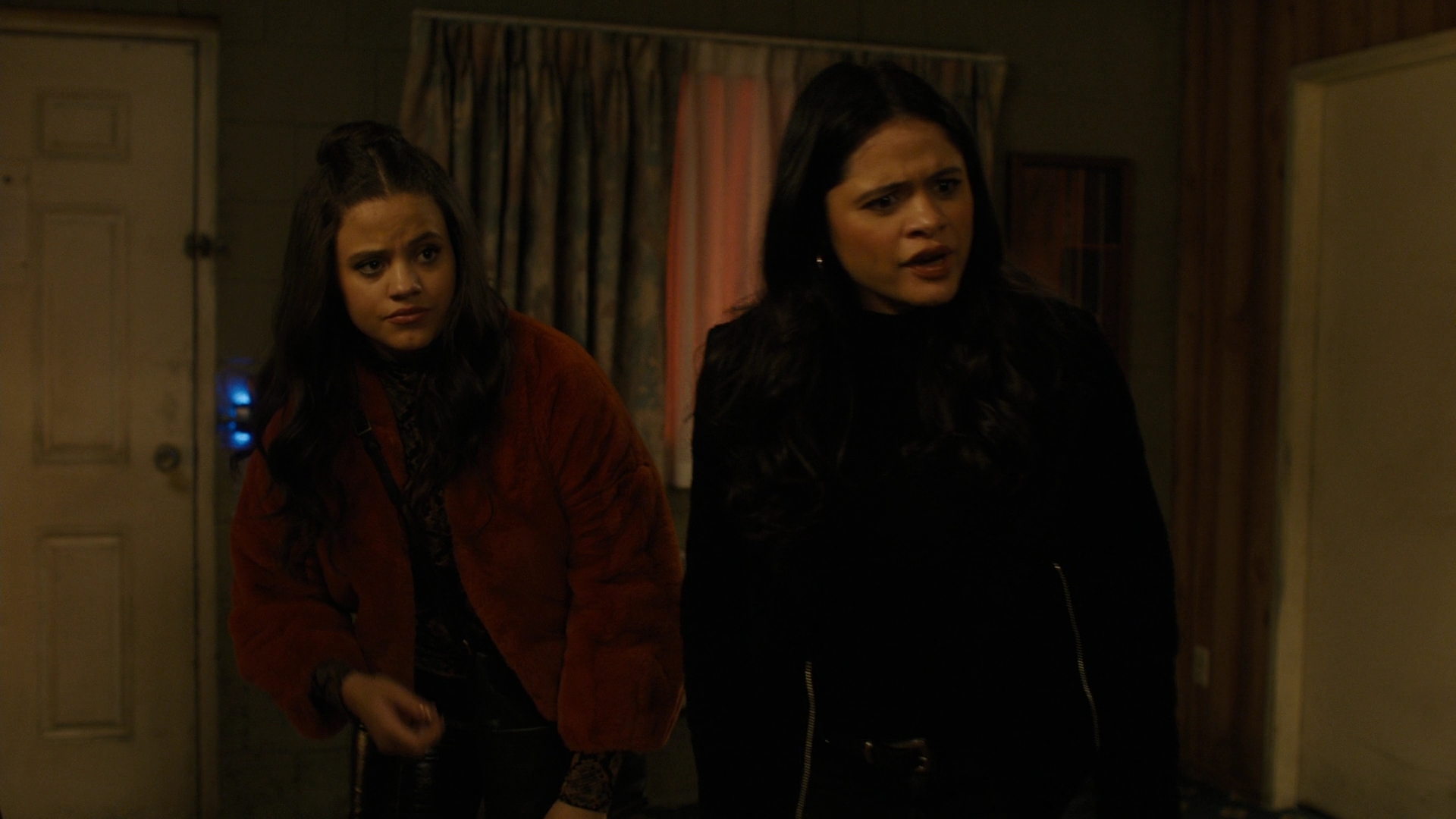 Charmed-Online-dot-nl_Charmed2x09GeussWhosComingToSafeSpaceSeattlle0714.jpg
