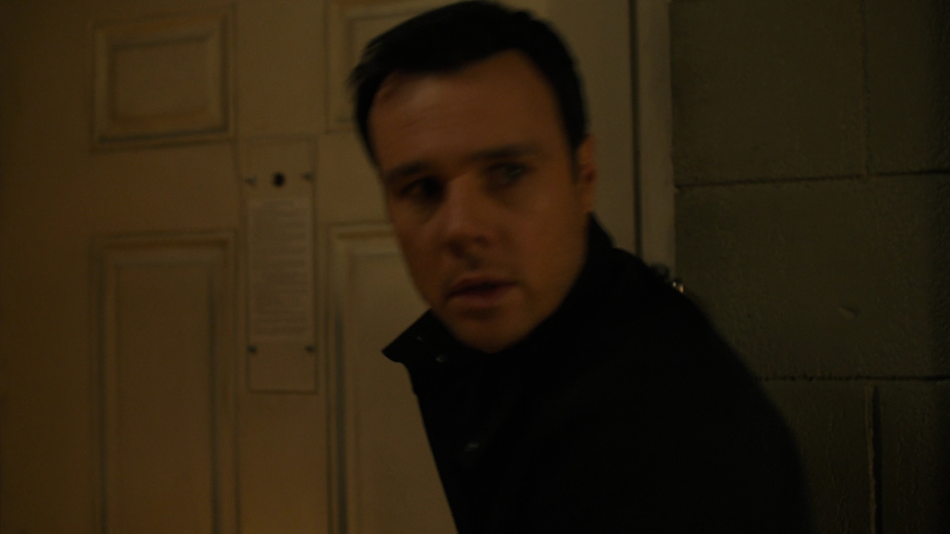 Charmed-Online-dot-nl_Charmed2x09GeussWhosComingToSafeSpaceSeattlle0812.jpg