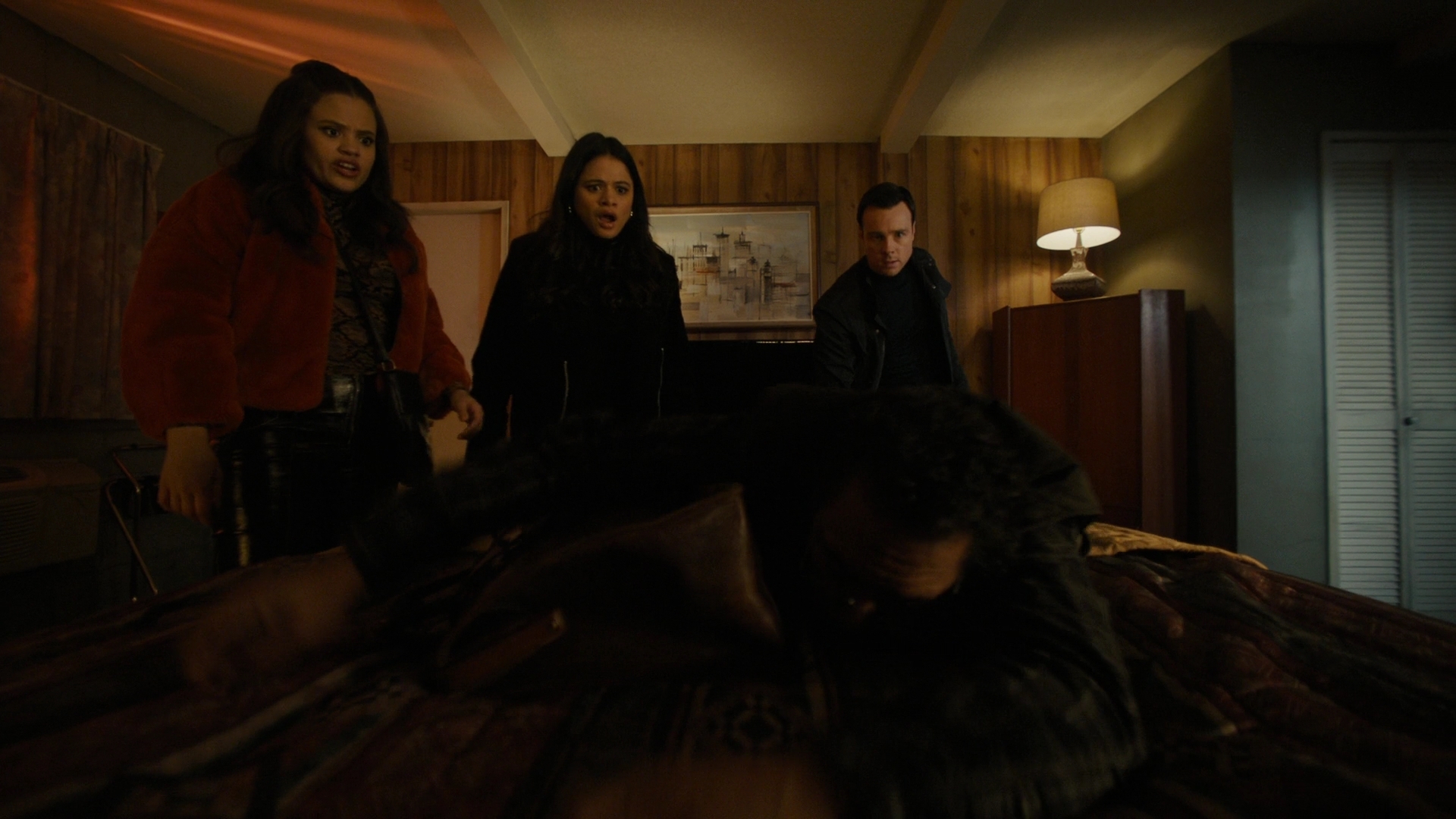 Charmed-Online-dot-nl_Charmed2x09GeussWhosComingToSafeSpaceSeattlle0841.jpg