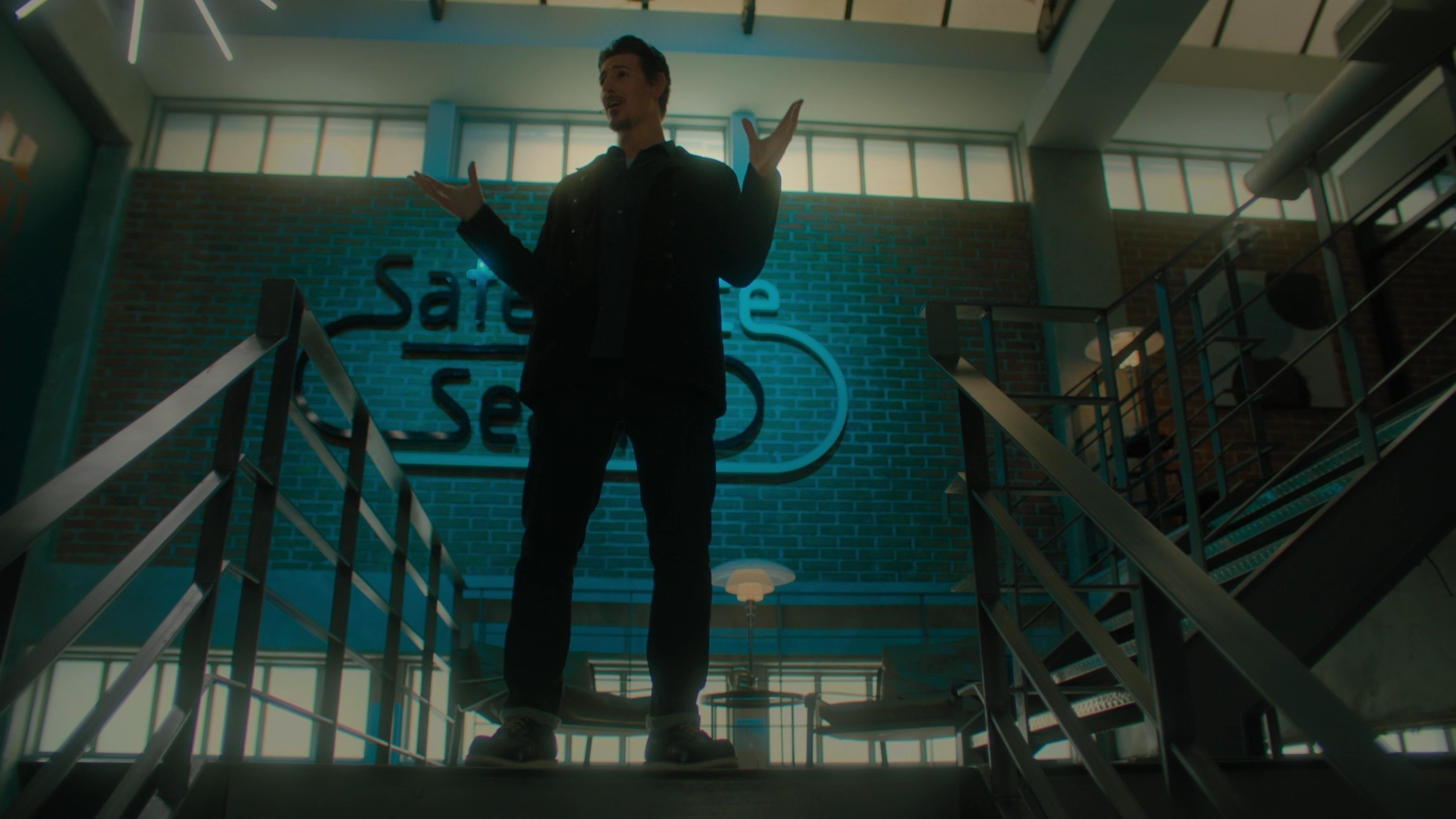 Charmed-Online-dot-nl_Charmed2x09GeussWhosComingToSafeSpaceSeattlle0880.jpg