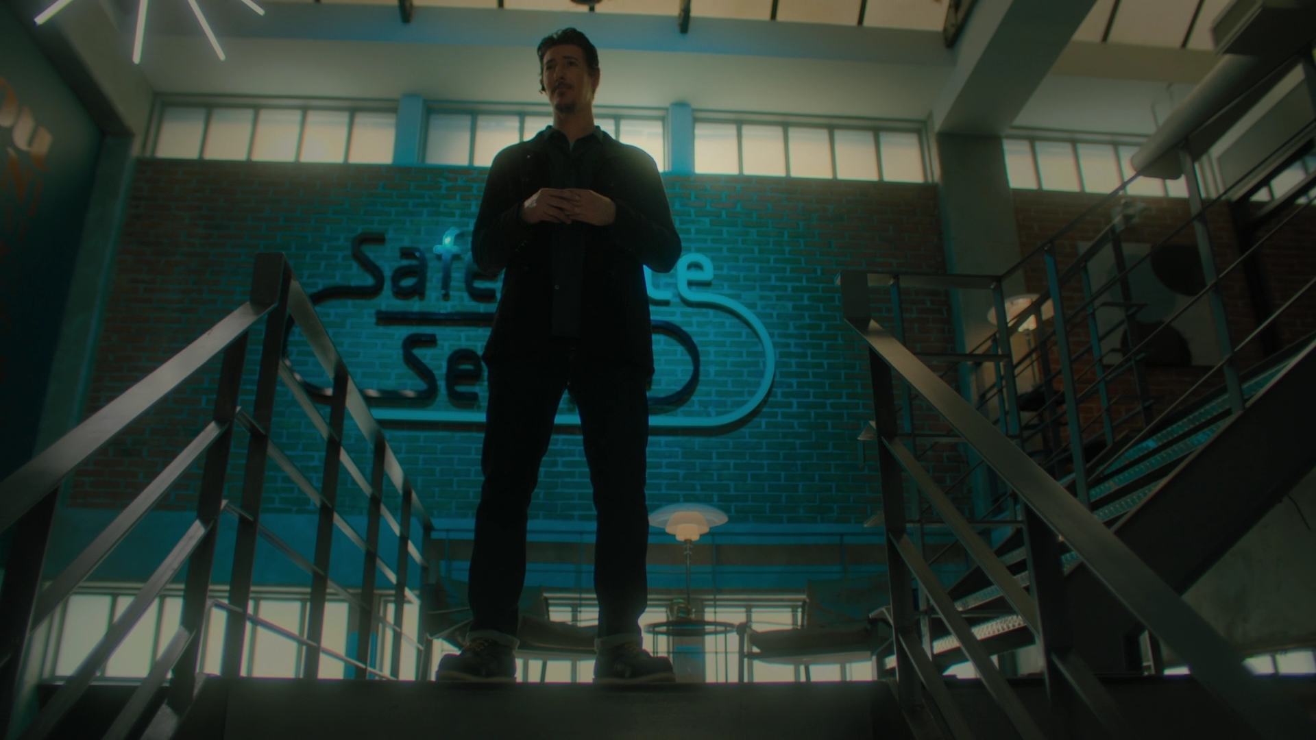 Charmed-Online-dot-nl_Charmed2x09GeussWhosComingToSafeSpaceSeattlle0881.jpg