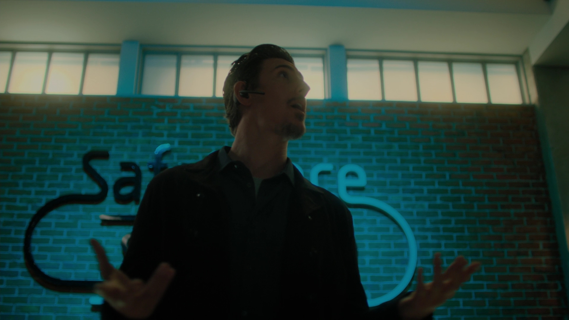Charmed-Online-dot-nl_Charmed2x09GeussWhosComingToSafeSpaceSeattlle0884.jpg
