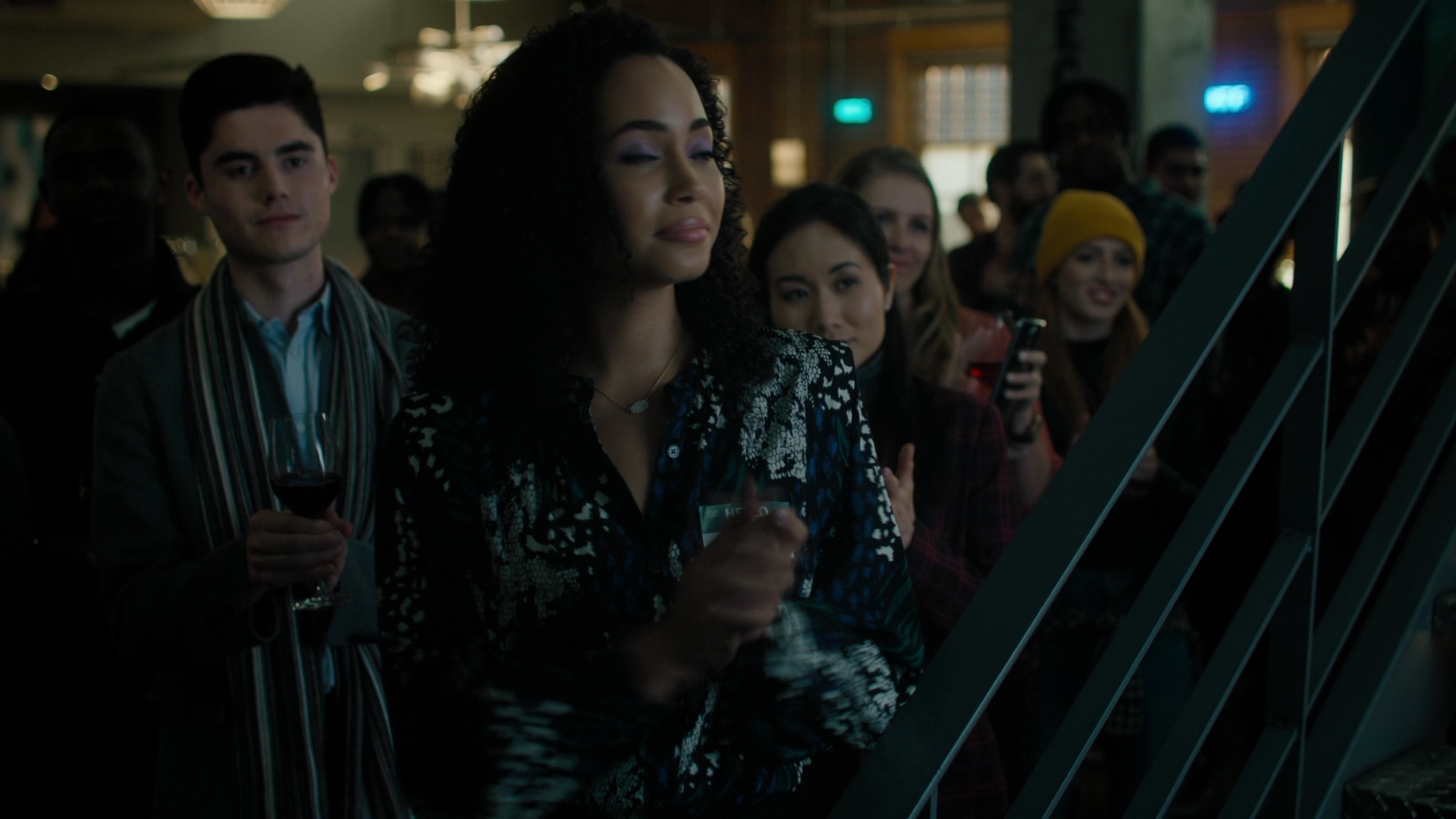 Charmed-Online-dot-nl_Charmed2x09GeussWhosComingToSafeSpaceSeattlle0969.jpg Charmed-Online-dot-nl_Charmed2x09GeussWhosComingToSafeSpaceSeattlle0969.jpg