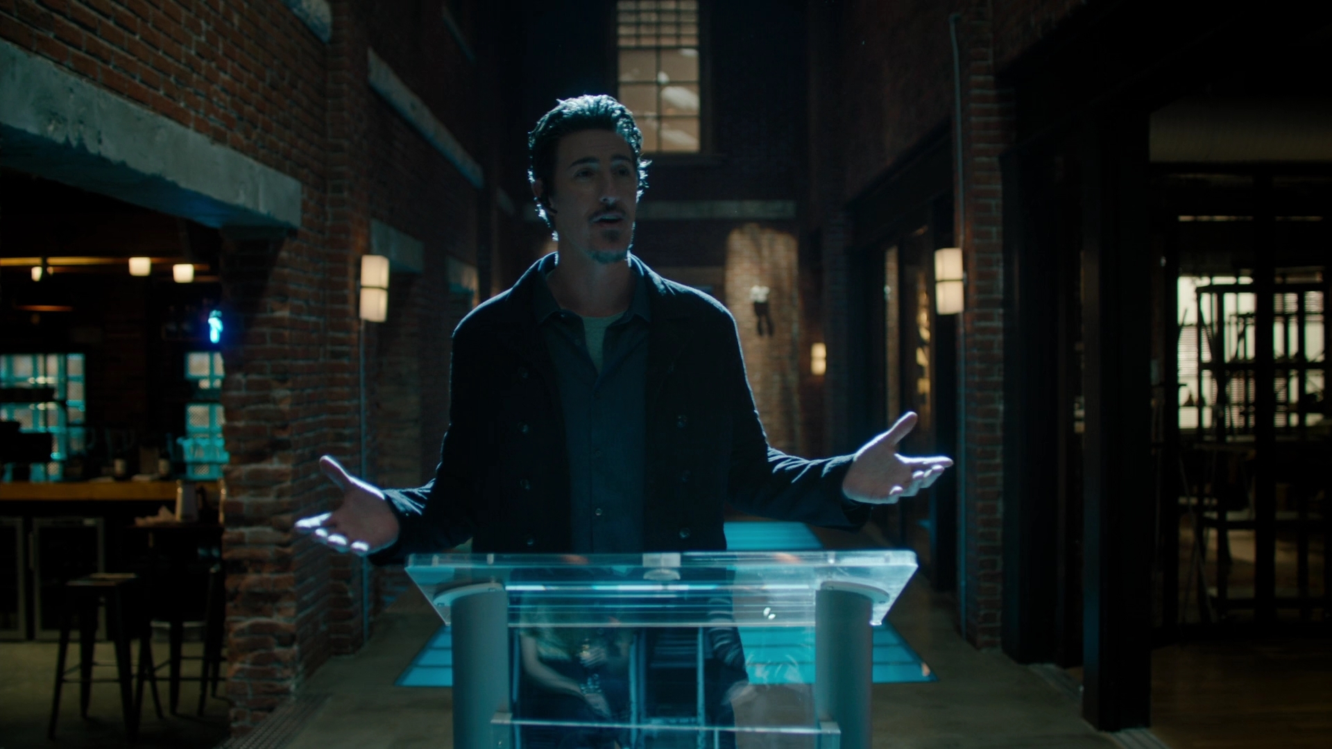 Charmed-Online-dot-nl_Charmed2x09GeussWhosComingToSafeSpaceSeattlle0981.jpg