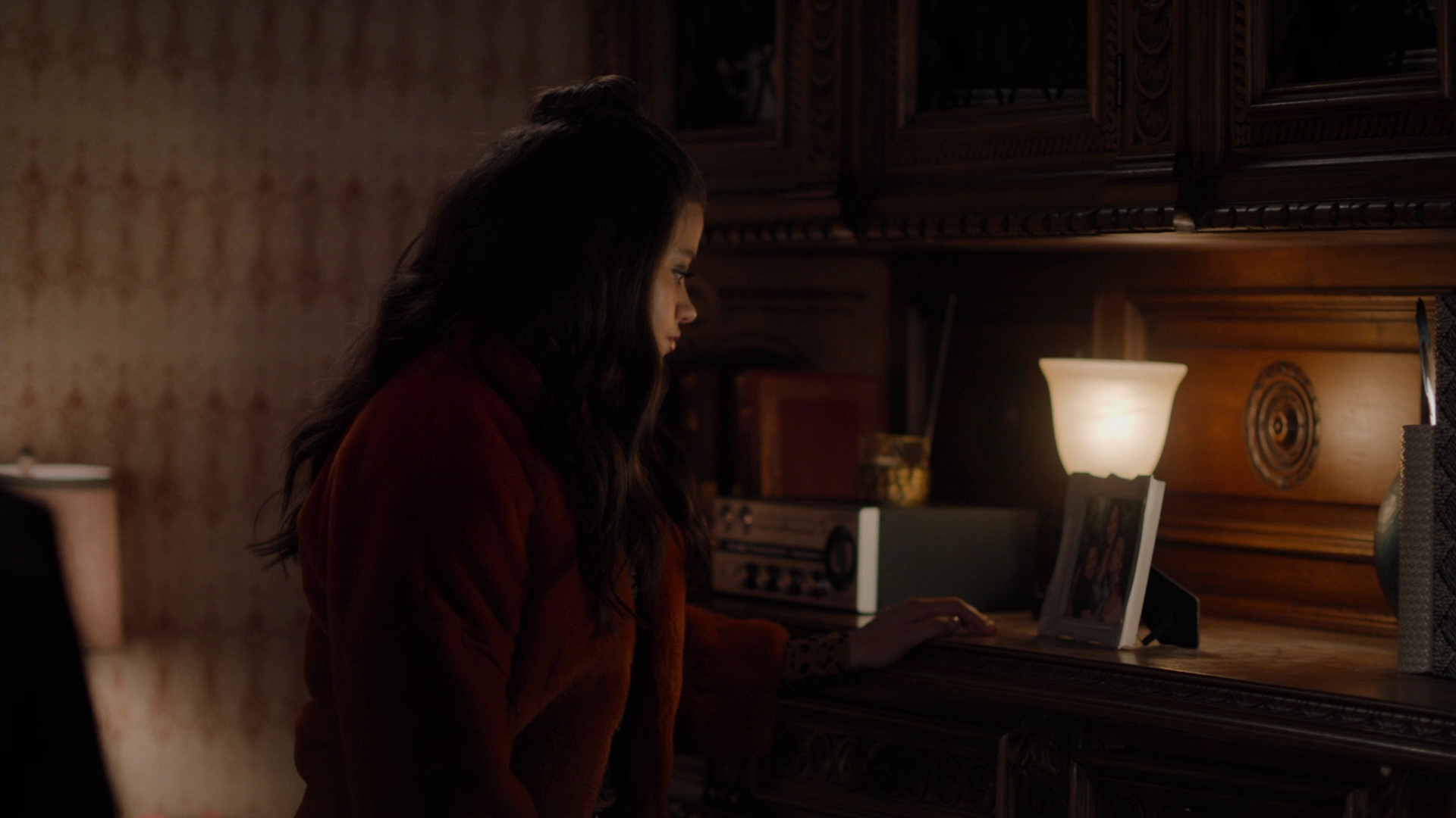 Charmed-Online-dot-nl_Charmed2x09GeussWhosComingToSafeSpaceSeattlle1036.jpg Charmed-Online-dot-nl_Charmed2x09GeussWhosComingToSafeSpaceSeattlle1036.jpg