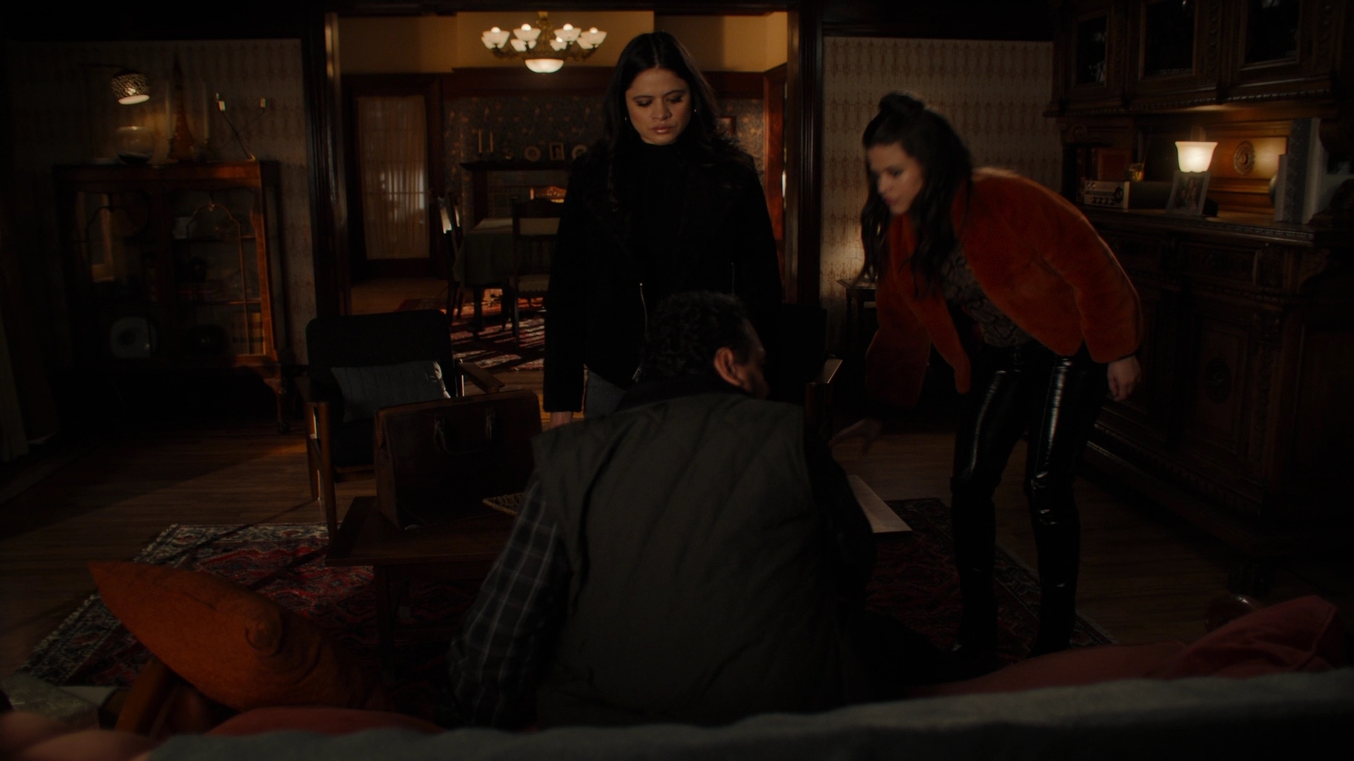 Charmed-Online-dot-nl_Charmed2x09GeussWhosComingToSafeSpaceSeattlle1061.jpg