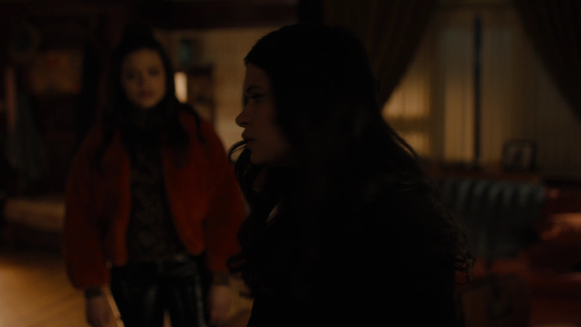 Charmed-Online-dot-nl_Charmed2x09GeussWhosComingToSafeSpaceSeattlle1246.jpg Charmed-Online-dot-nl_Charmed2x09GeussWhosComingToSafeSpaceSeattlle1246.jpg