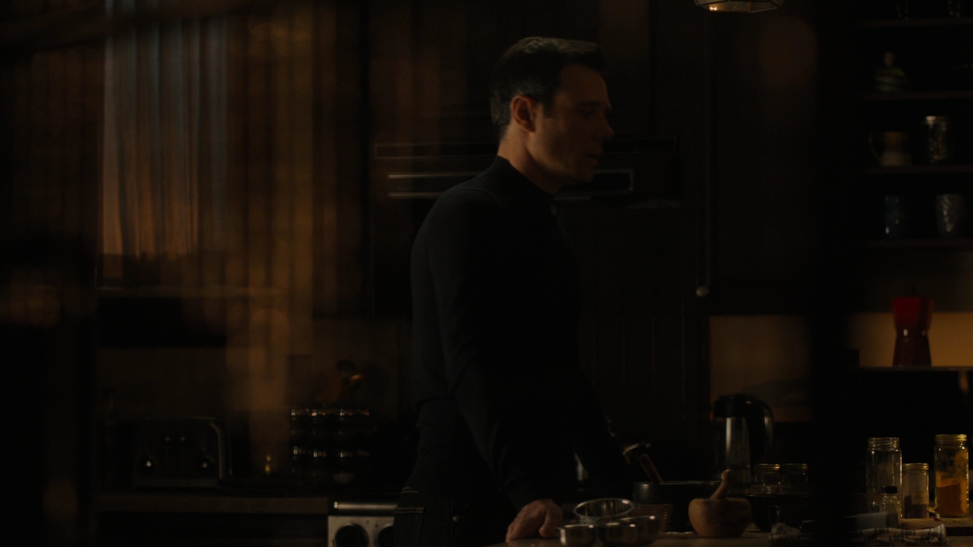 Charmed-Online-dot-nl_Charmed2x09GeussWhosComingToSafeSpaceSeattlle1311.jpg