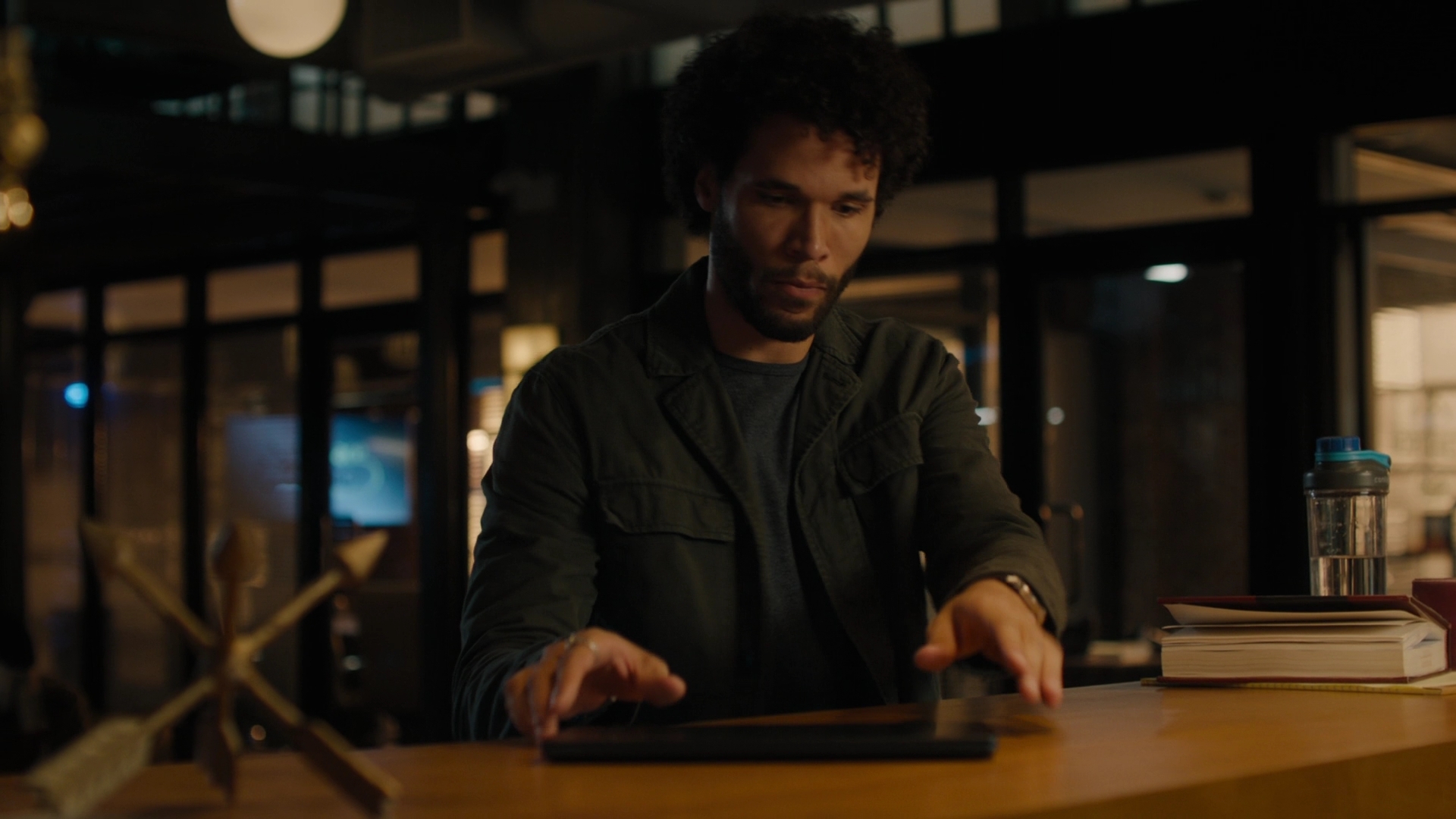 Charmed-Online-dot-nl_Charmed2x09GeussWhosComingToSafeSpaceSeattlle1330.jpg Charmed-Online-dot-nl_Charmed2x09GeussWhosComingToSafeSpaceSeattlle1330.jpg