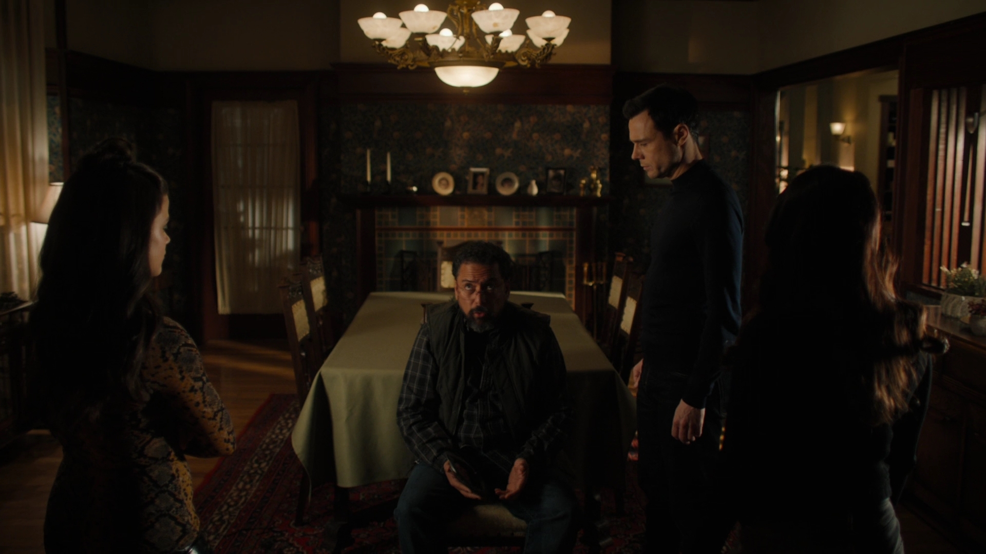 Charmed-Online-dot-nl_Charmed2x09GeussWhosComingToSafeSpaceSeattlle1415.jpg Charmed-Online-dot-nl_Charmed2x09GeussWhosComingToSafeSpaceSeattlle1415.jpg