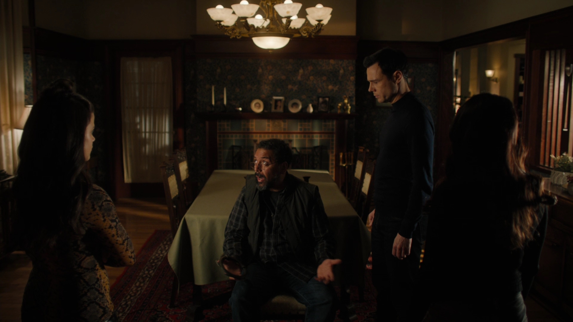 Charmed-Online-dot-nl_Charmed2x09GeussWhosComingToSafeSpaceSeattlle1416.jpg Charmed-Online-dot-nl_Charmed2x09GeussWhosComingToSafeSpaceSeattlle1416.jpg