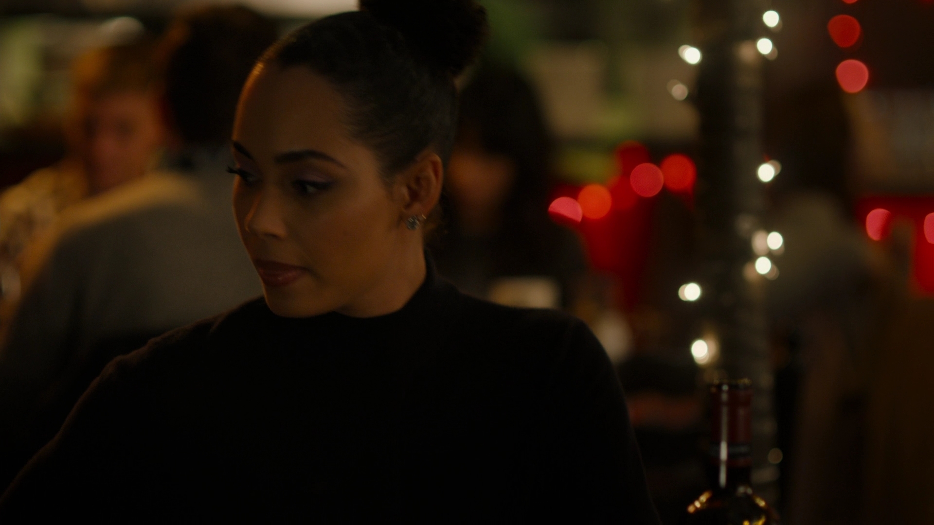 Charmed-Online-dot-nl_Charmed2x09GeussWhosComingToSafeSpaceSeattlle1644.jpg Charmed-Online-dot-nl_Charmed2x09GeussWhosComingToSafeSpaceSeattlle1644.jpg