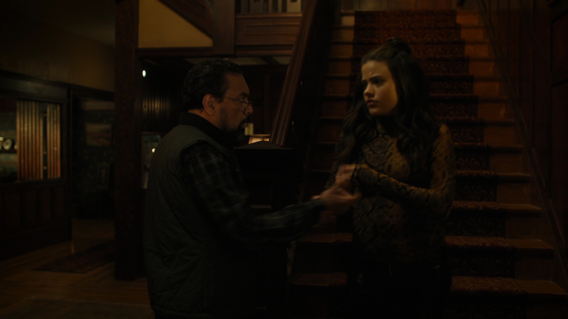 Charmed-Online-dot-nl_Charmed2x09GeussWhosComingToSafeSpaceSeattlle2121.jpg