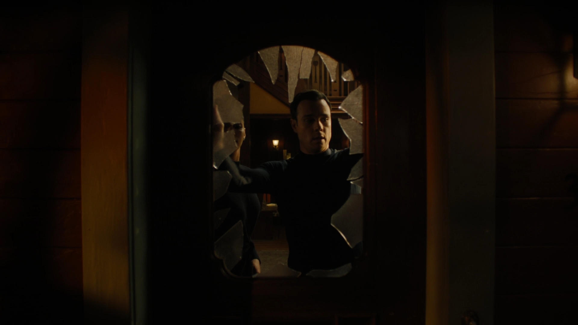 Charmed-Online-dot-nl_Charmed2x09GeussWhosComingToSafeSpaceSeattlle2353.jpg Charmed-Online-dot-nl_Charmed2x09GeussWhosComingToSafeSpaceSeattlle2353.jpg