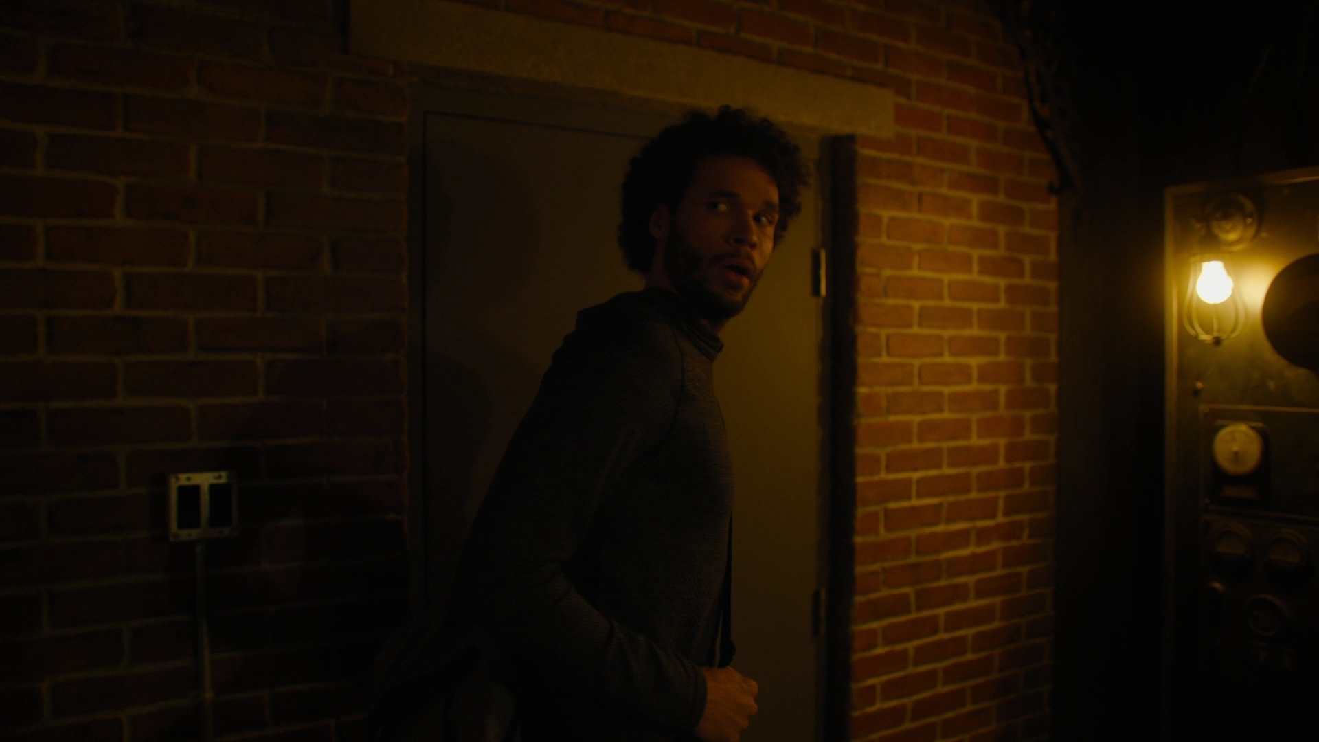 Charmed-Online-dot-nl_Charmed2x09GeussWhosComingToSafeSpaceSeattlle2477.jpg Charmed-Online-dot-nl_Charmed2x09GeussWhosComingToSafeSpaceSeattlle2477.jpg