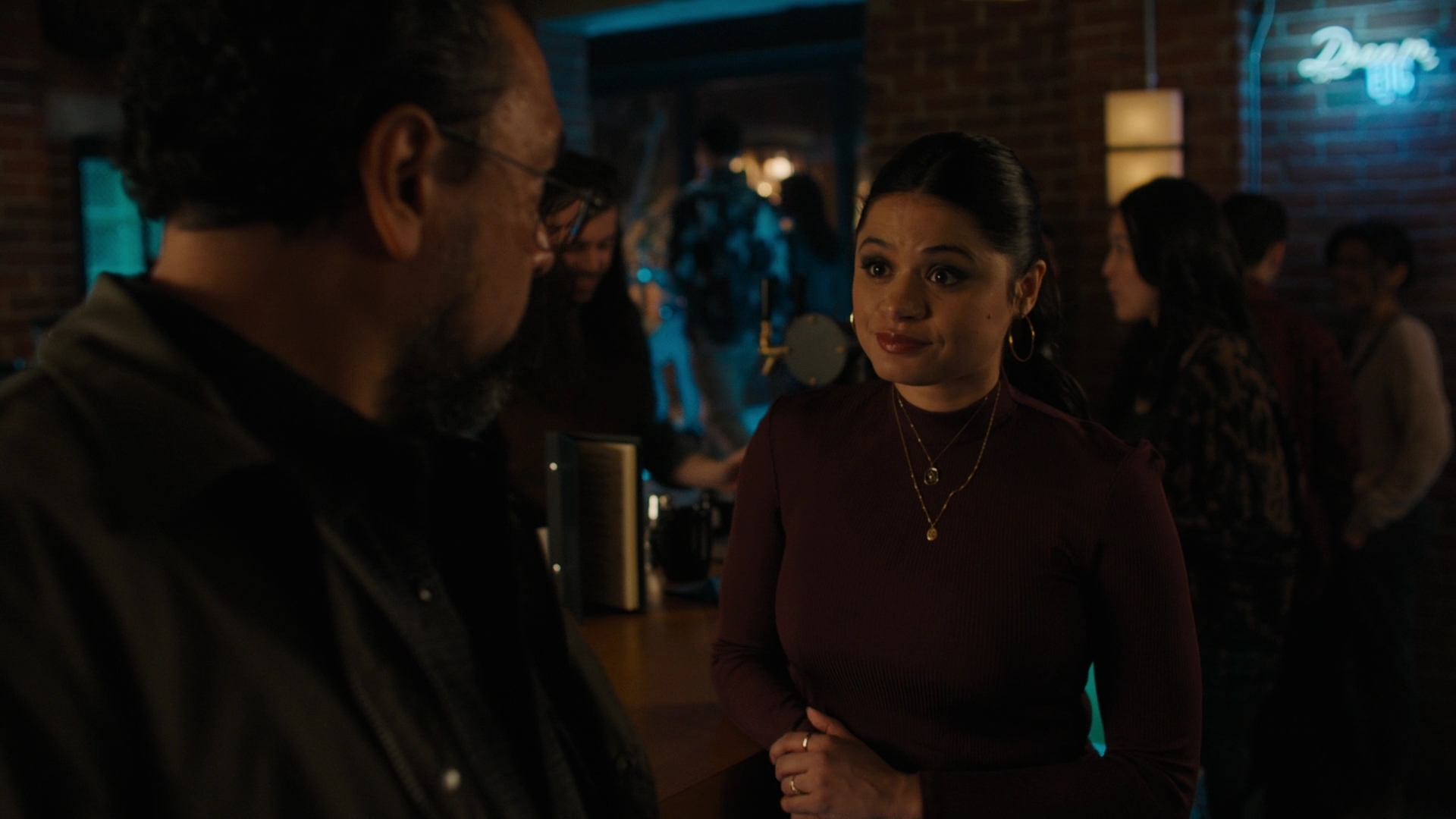 Charmed-Online-dot-nl_Charmed2x10CurseWords0075.jpg