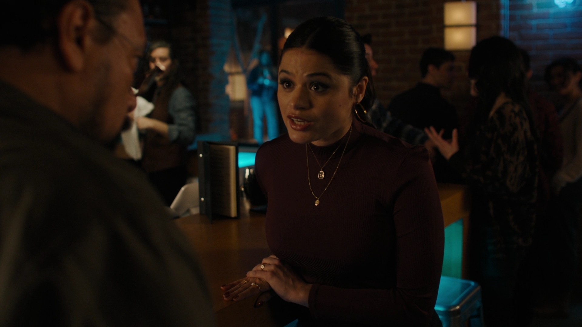 Charmed-Online-dot-nl_Charmed2x10CurseWords0105.jpg Charmed-Online-dot-nl_Charmed2x10CurseWords0105.jpg