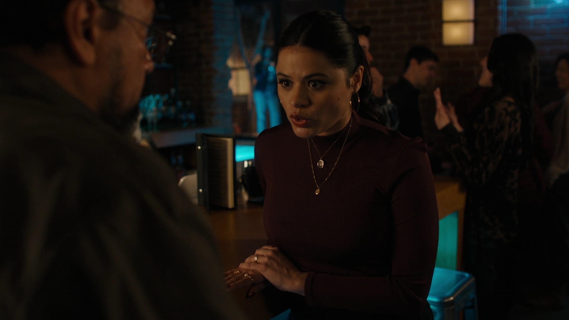 Charmed-Online-dot-nl_Charmed2x10CurseWords0108.jpg