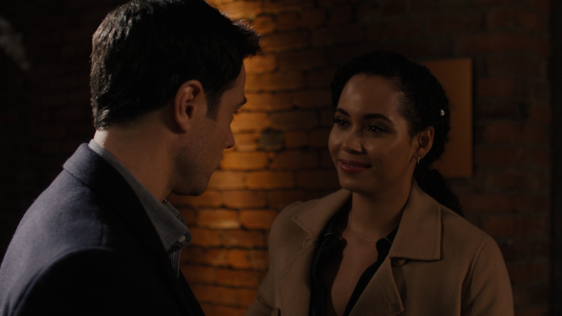 Charmed-Online-dot-nl_Charmed2x10CurseWords0140.jpg Charmed-Online-dot-nl_Charmed2x10CurseWords0140.jpg