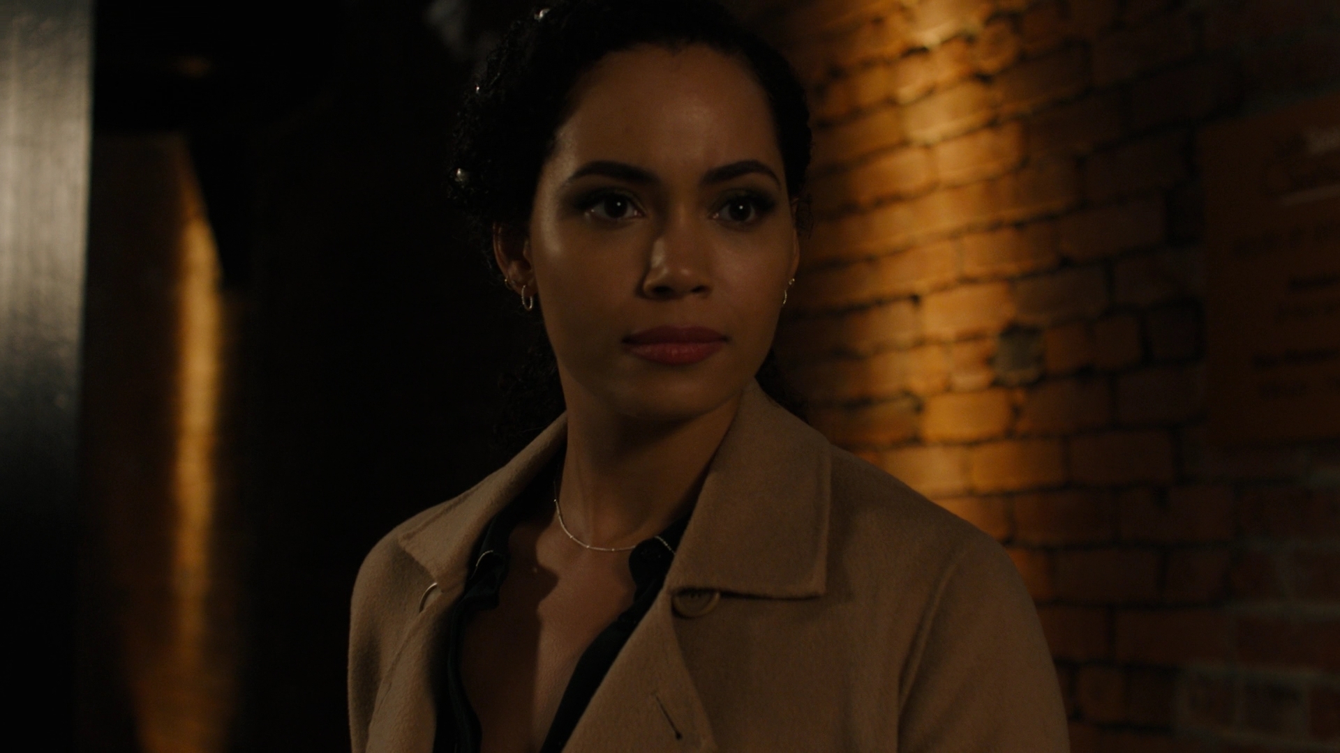 Charmed-Online-dot-nl_Charmed2x10CurseWords0148.jpg