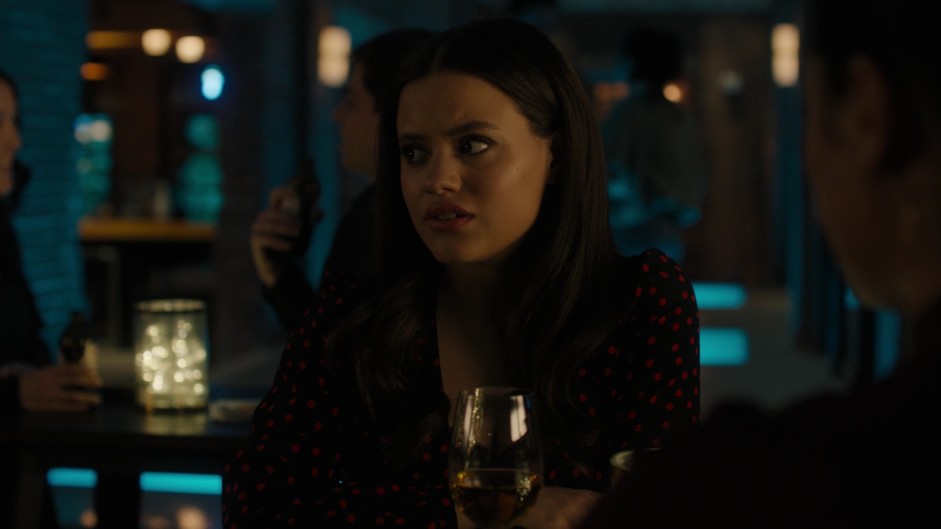 Charmed-Online-dot-nl_Charmed2x10CurseWords0164.jpg Charmed-Online-dot-nl_Charmed2x10CurseWords0164.jpg