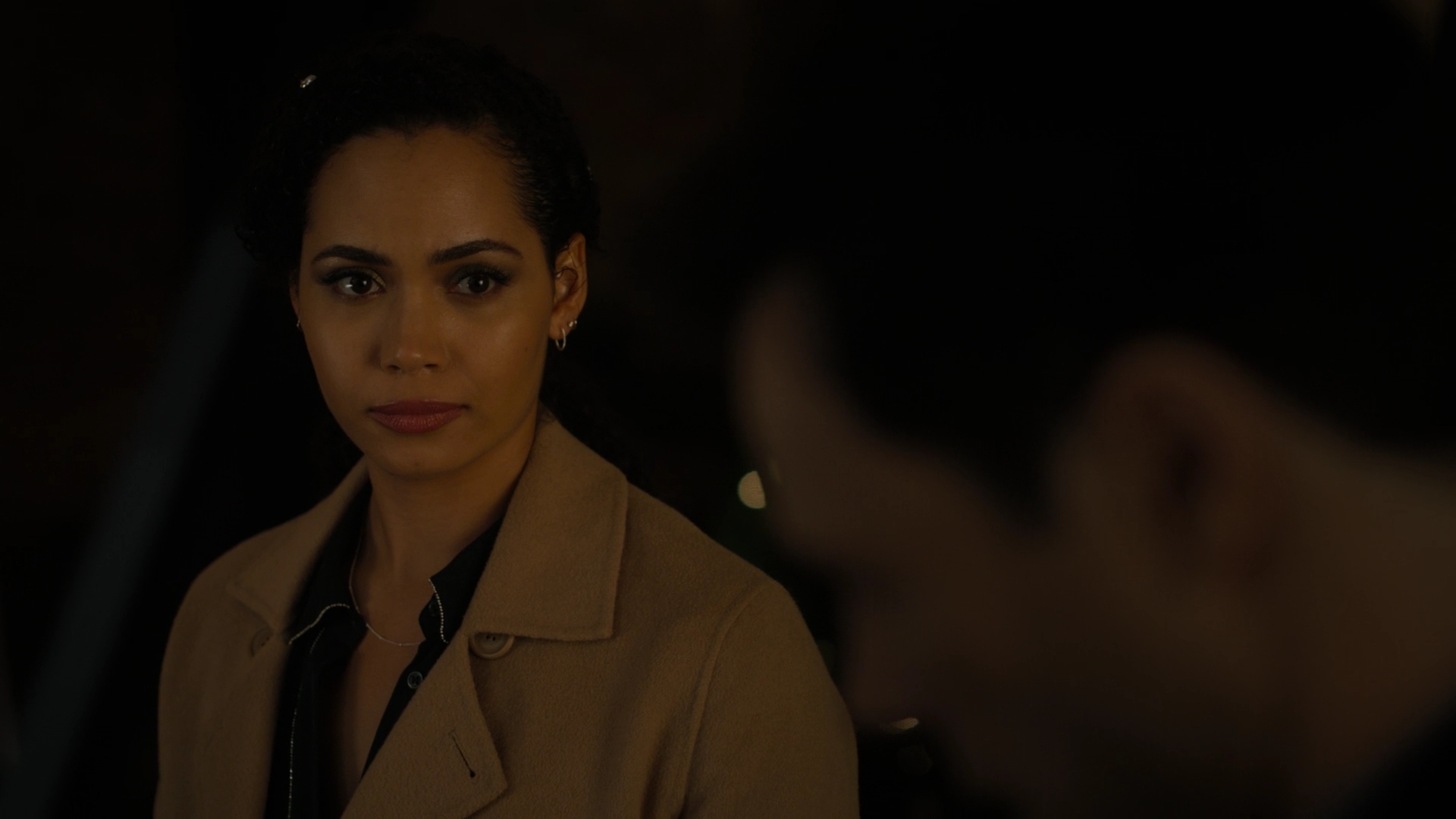 Charmed-Online-dot-nl_Charmed2x10CurseWords0301.jpg