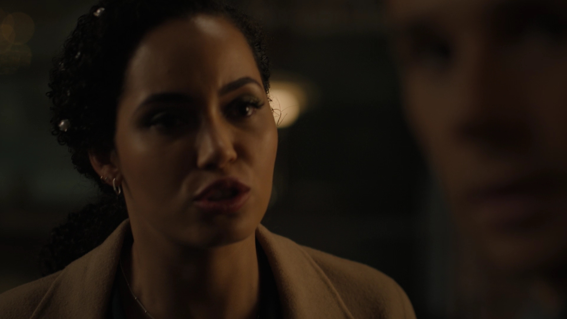 Charmed-Online-dot-nl_Charmed2x10CurseWords0337.jpg Charmed-Online-dot-nl_Charmed2x10CurseWords0337.jpg