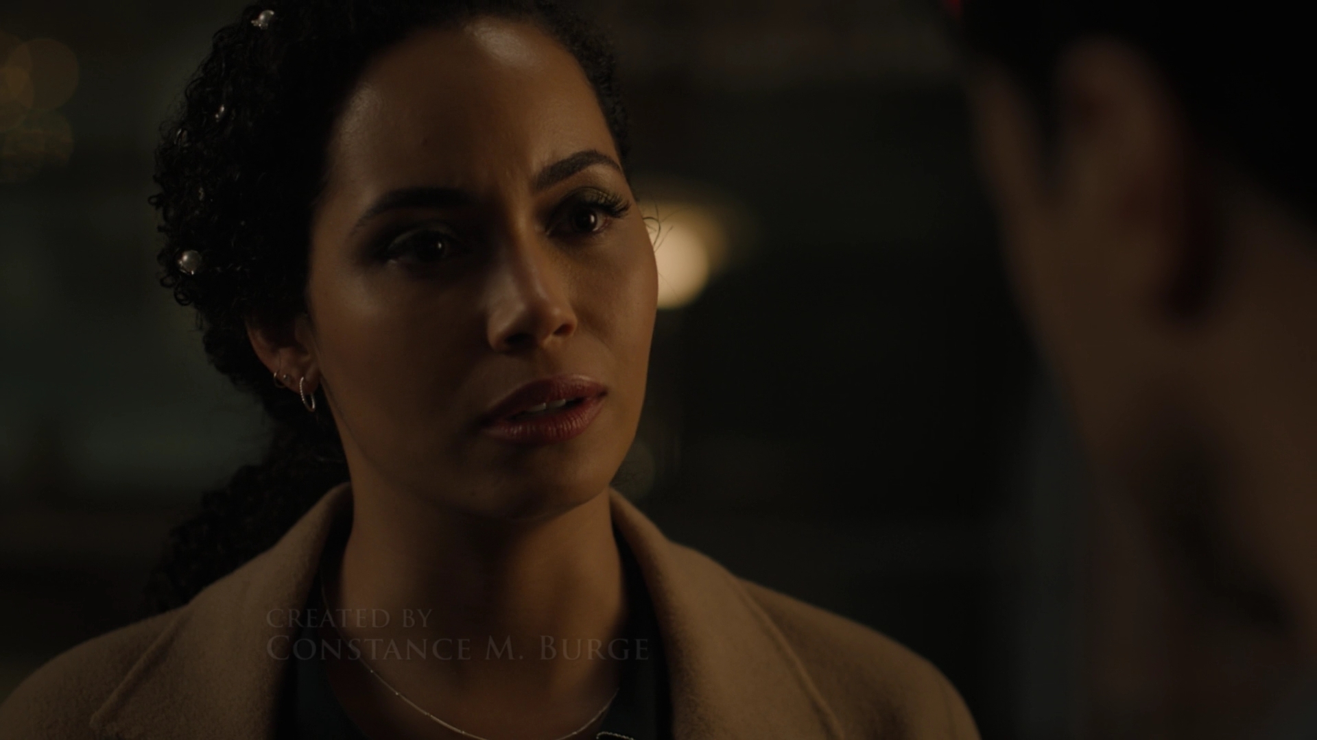 Charmed-Online-dot-nl_Charmed2x10CurseWords0349.jpg Charmed-Online-dot-nl_Charmed2x10CurseWords0349.jpg