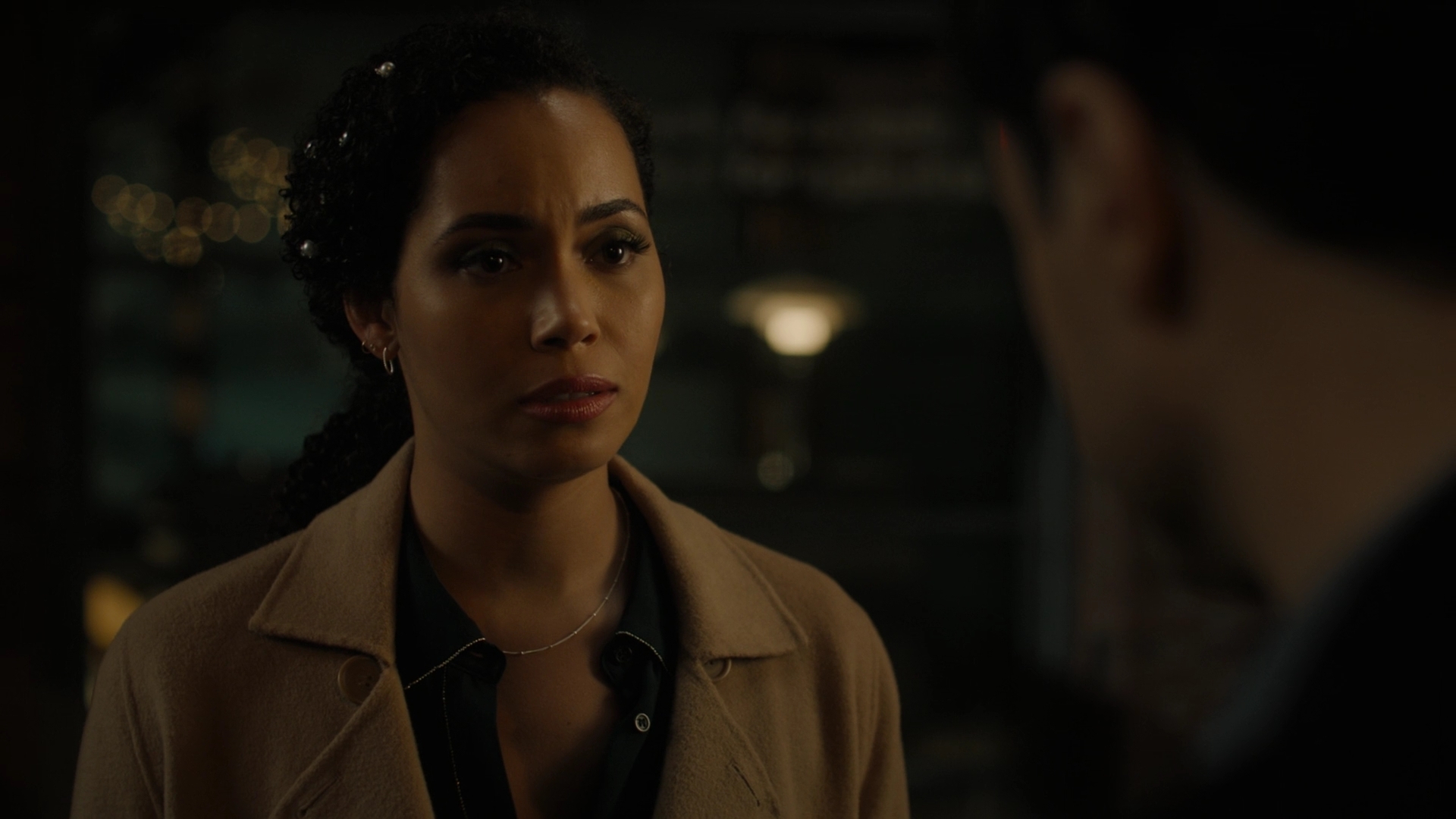 Charmed-Online-dot-nl_Charmed2x10CurseWords0360.jpg Charmed-Online-dot-nl_Charmed2x10CurseWords0360.jpg