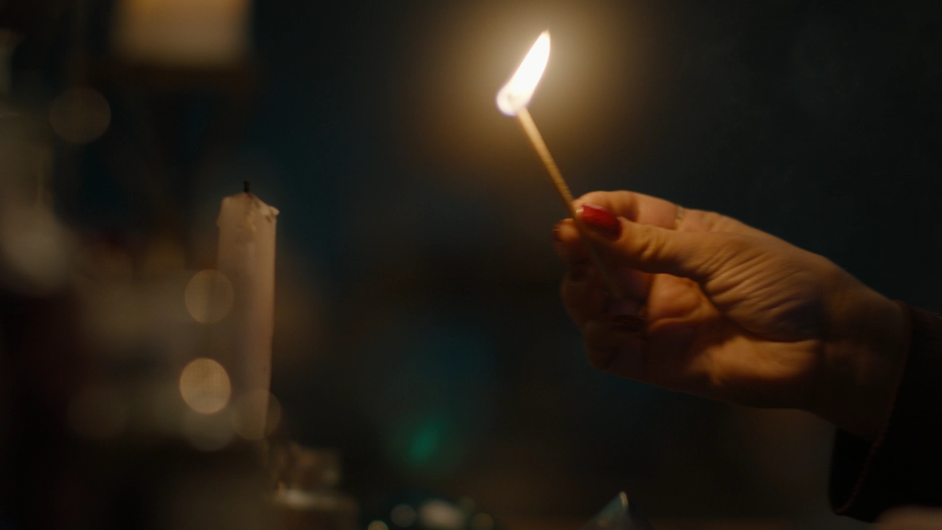 Charmed-Online-dot-nl_Charmed2x10CurseWords0391.jpg Charmed-Online-dot-nl_Charmed2x10CurseWords0391.jpg