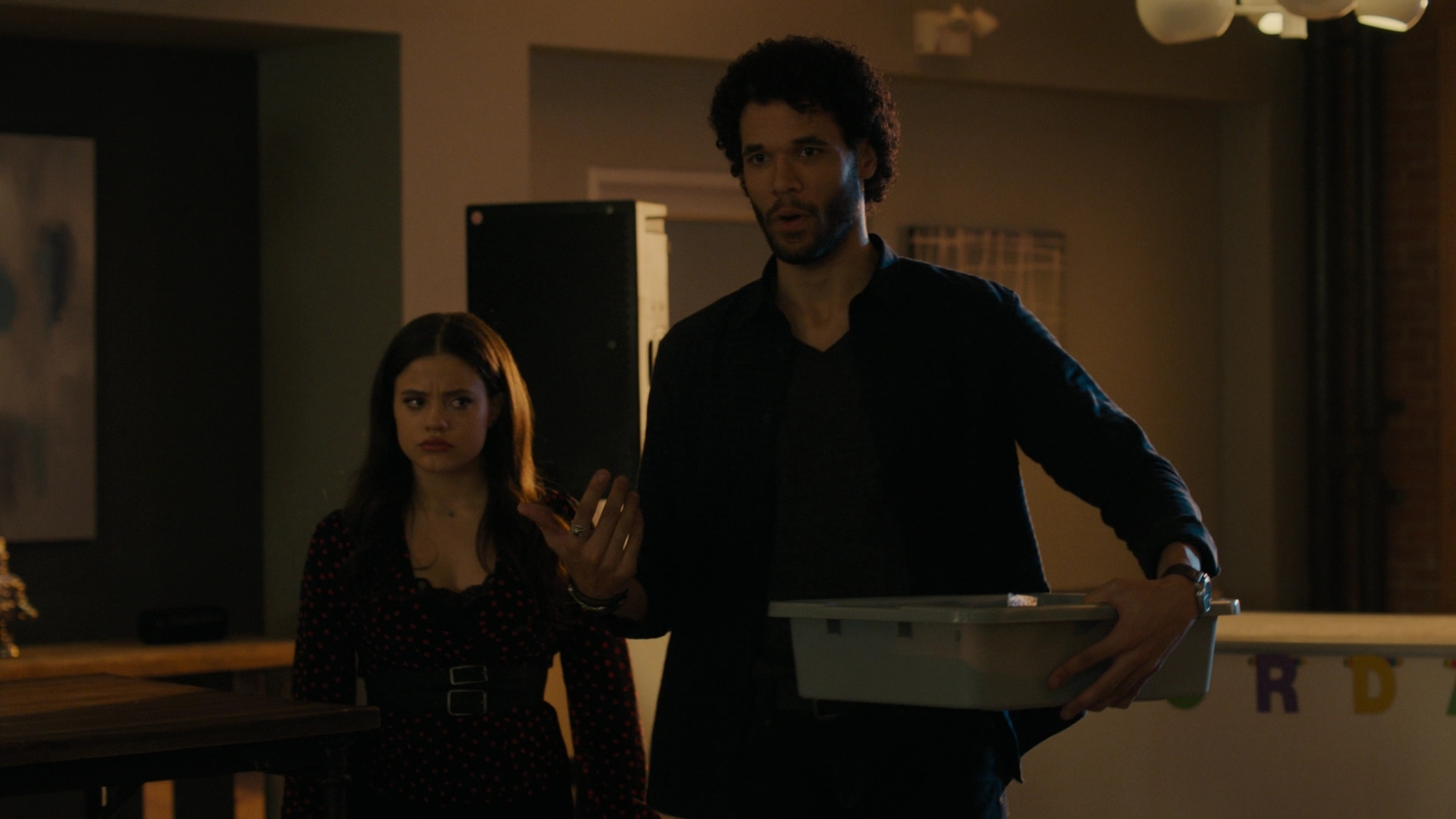 Charmed-Online-dot-nl_Charmed2x10CurseWords0489.jpg