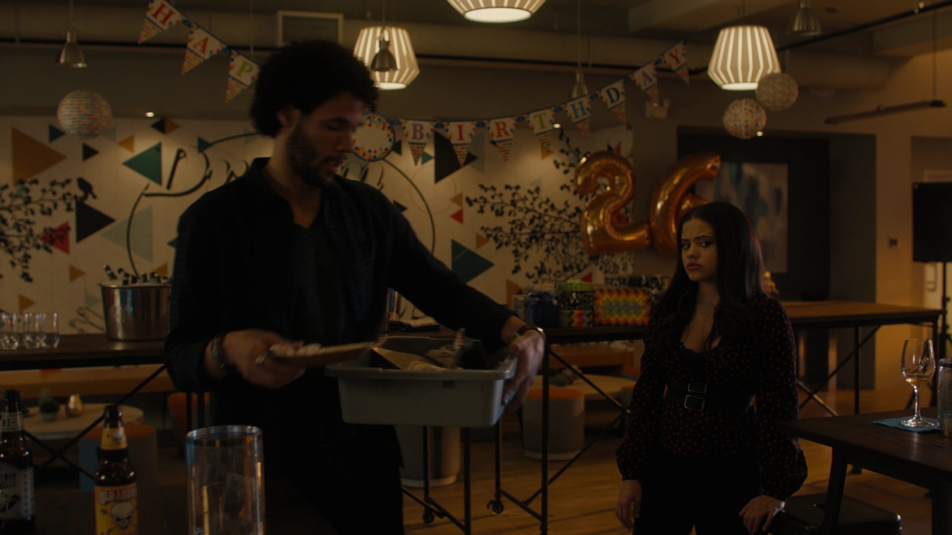 Charmed-Online-dot-nl_Charmed2x10CurseWords0509.jpg Charmed-Online-dot-nl_Charmed2x10CurseWords0509.jpg