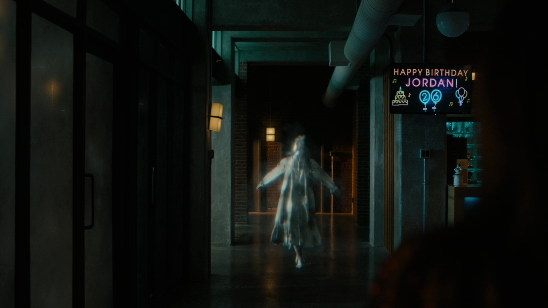 Charmed-Online-dot-nl_Charmed2x10CurseWords0669.jpg Charmed-Online-dot-nl_Charmed2x10CurseWords0669.jpg