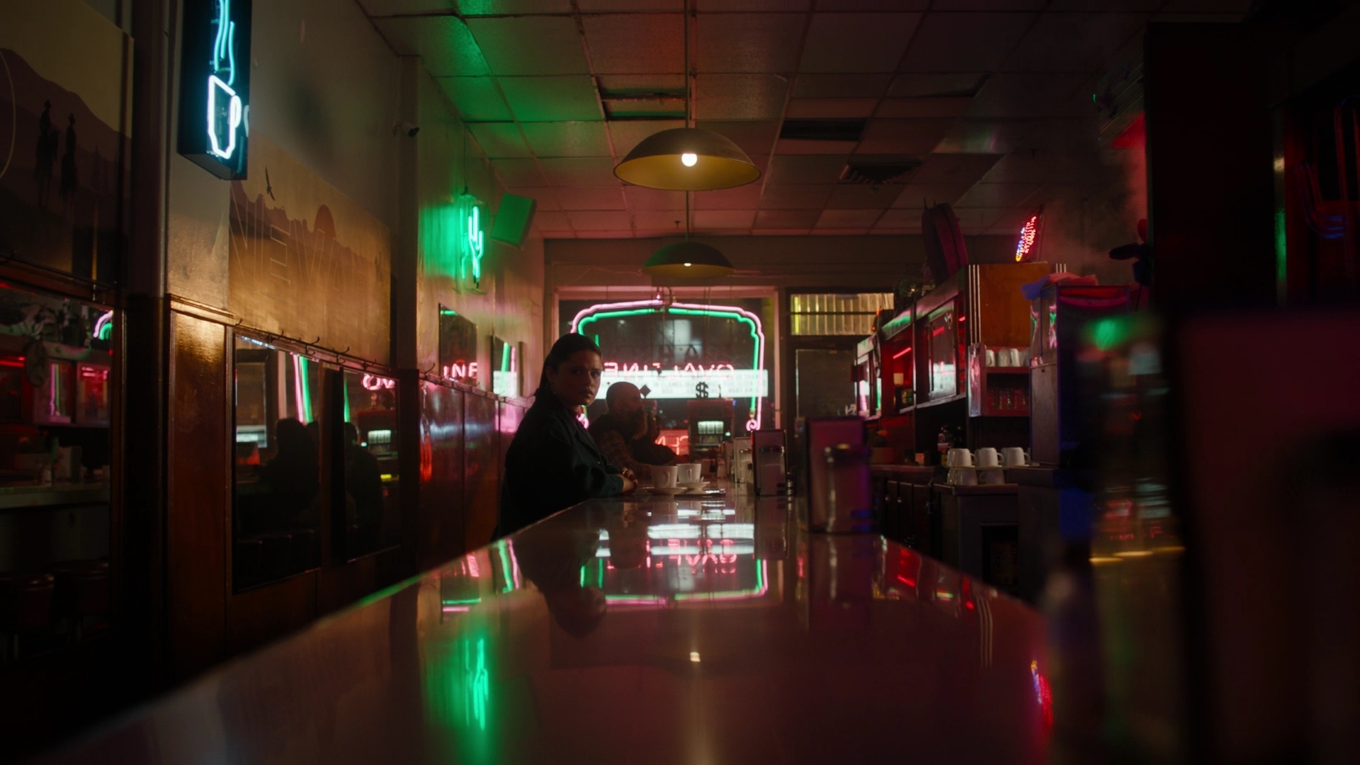 Charmed-Online-dot-nl_Charmed2x10CurseWords0829.jpg Charmed-Online-dot-nl_Charmed2x10CurseWords0829.jpg