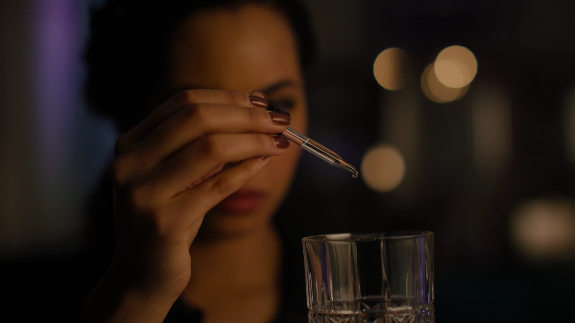 Charmed-Online-dot-nl_Charmed2x10CurseWords0834.jpg Charmed-Online-dot-nl_Charmed2x10CurseWords0834.jpg