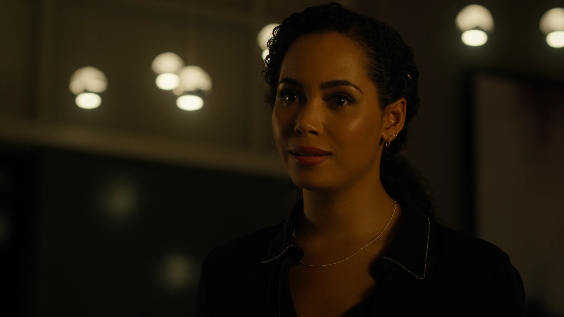 Charmed-Online-dot-nl_Charmed2x10CurseWords0870.jpg Charmed-Online-dot-nl_Charmed2x10CurseWords0870.jpg