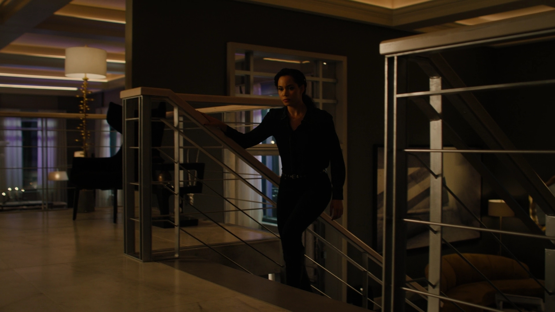 Charmed-Online-dot-nl_Charmed2x10CurseWords0911.jpg Charmed-Online-dot-nl_Charmed2x10CurseWords0911.jpg