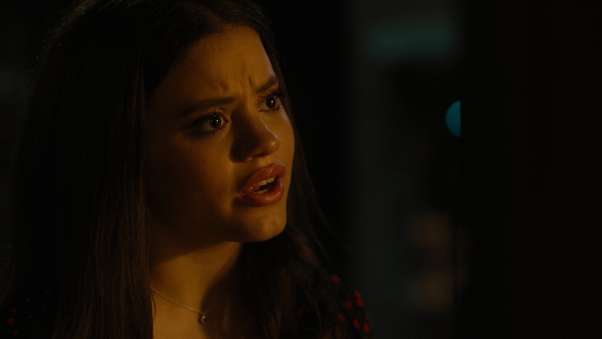 Charmed-Online-dot-nl_Charmed2x10CurseWords0990.jpg Charmed-Online-dot-nl_Charmed2x10CurseWords0990.jpg