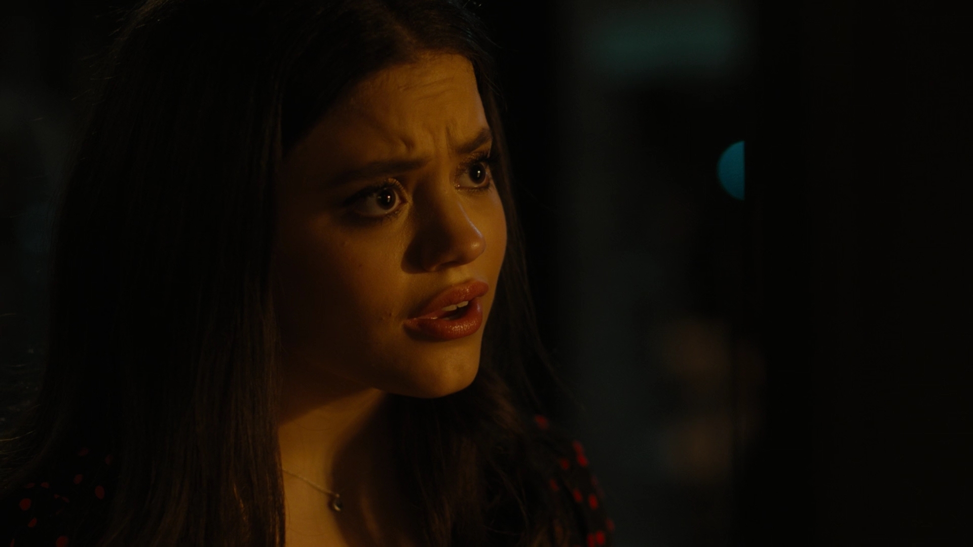 Charmed-Online-dot-nl_Charmed2x10CurseWords0992.jpg