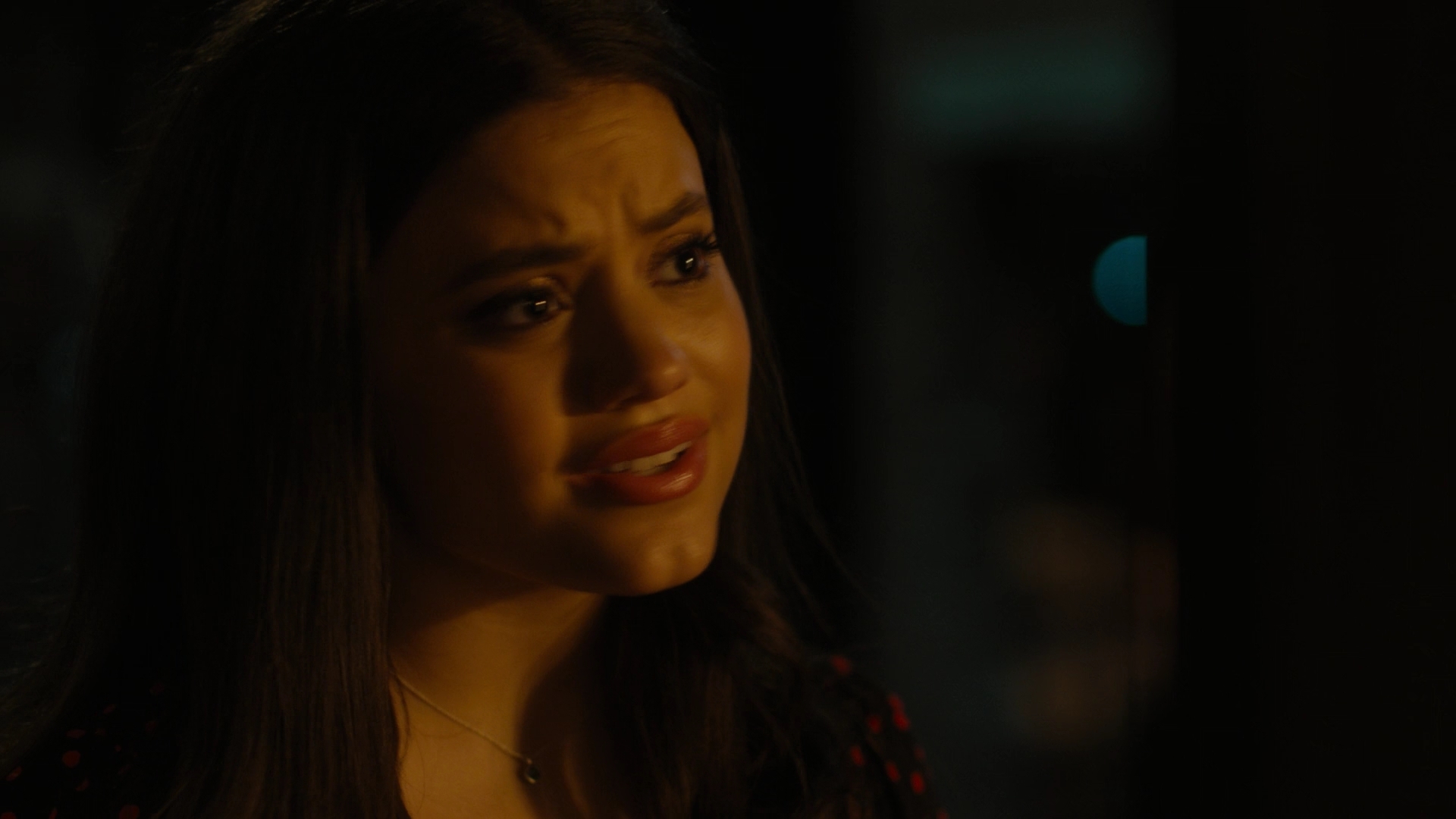 Charmed-Online-dot-nl_Charmed2x10CurseWords0994.jpg Charmed-Online-dot-nl_Charmed2x10CurseWords0994.jpg