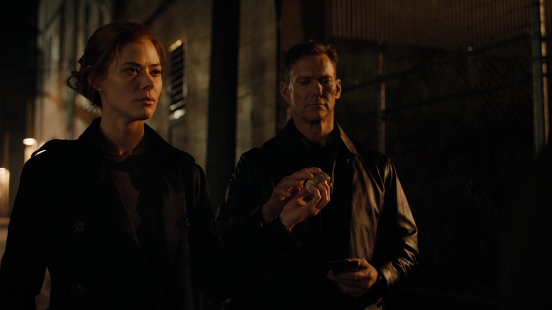 Charmed-Online-dot-nl_Charmed2x10CurseWords1043.jpg Charmed-Online-dot-nl_Charmed2x10CurseWords1043.jpg