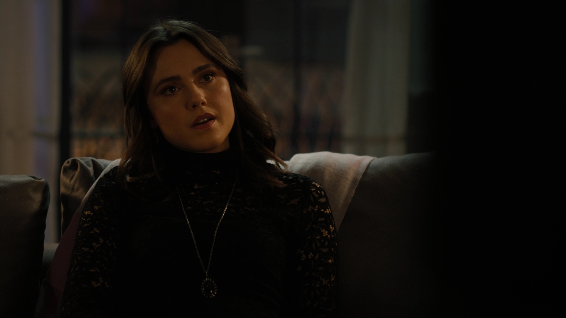 Charmed-Online-dot-nl_Charmed2x10CurseWords1223.jpg Charmed-Online-dot-nl_Charmed2x10CurseWords1223.jpg