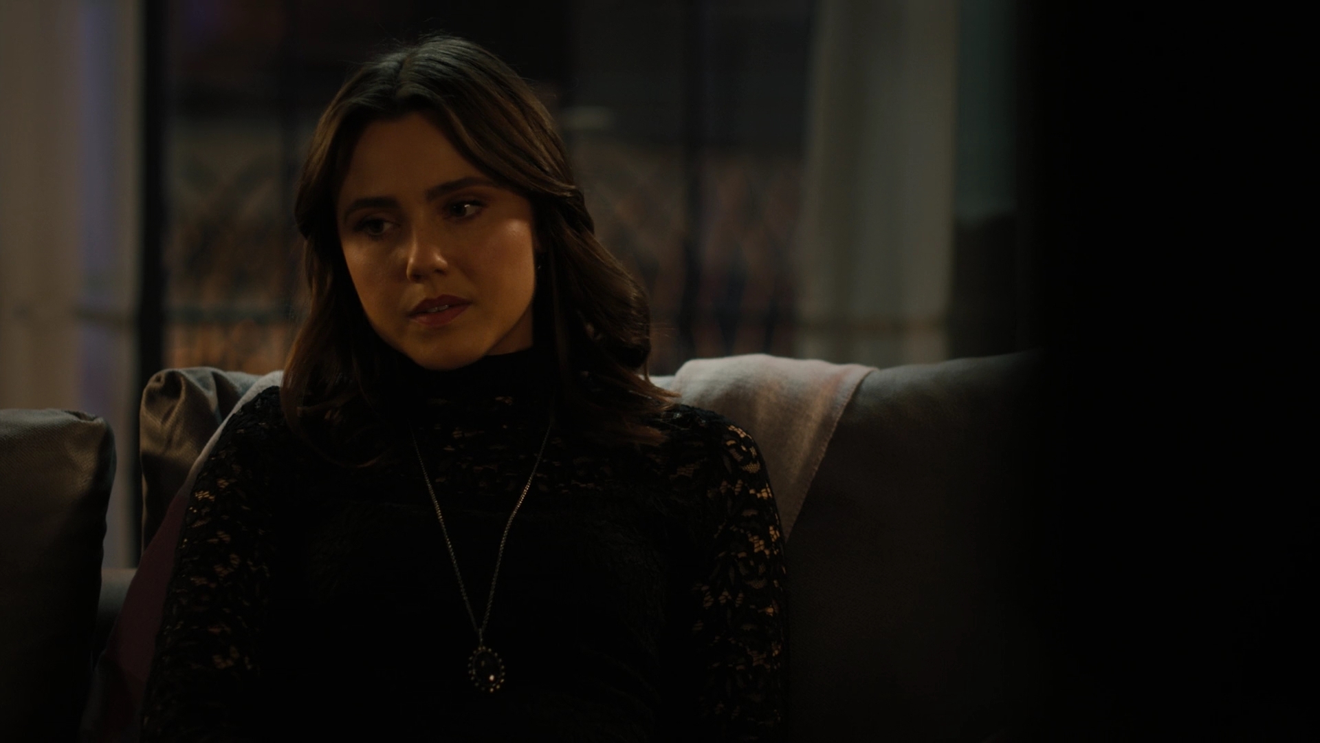 Charmed-Online-dot-nl_Charmed2x10CurseWords1224.jpg Charmed-Online-dot-nl_Charmed2x10CurseWords1224.jpg